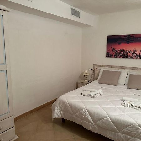 Lightblue-Celeste Central Apartment In ポルト・ロトンド エクステリア 写真