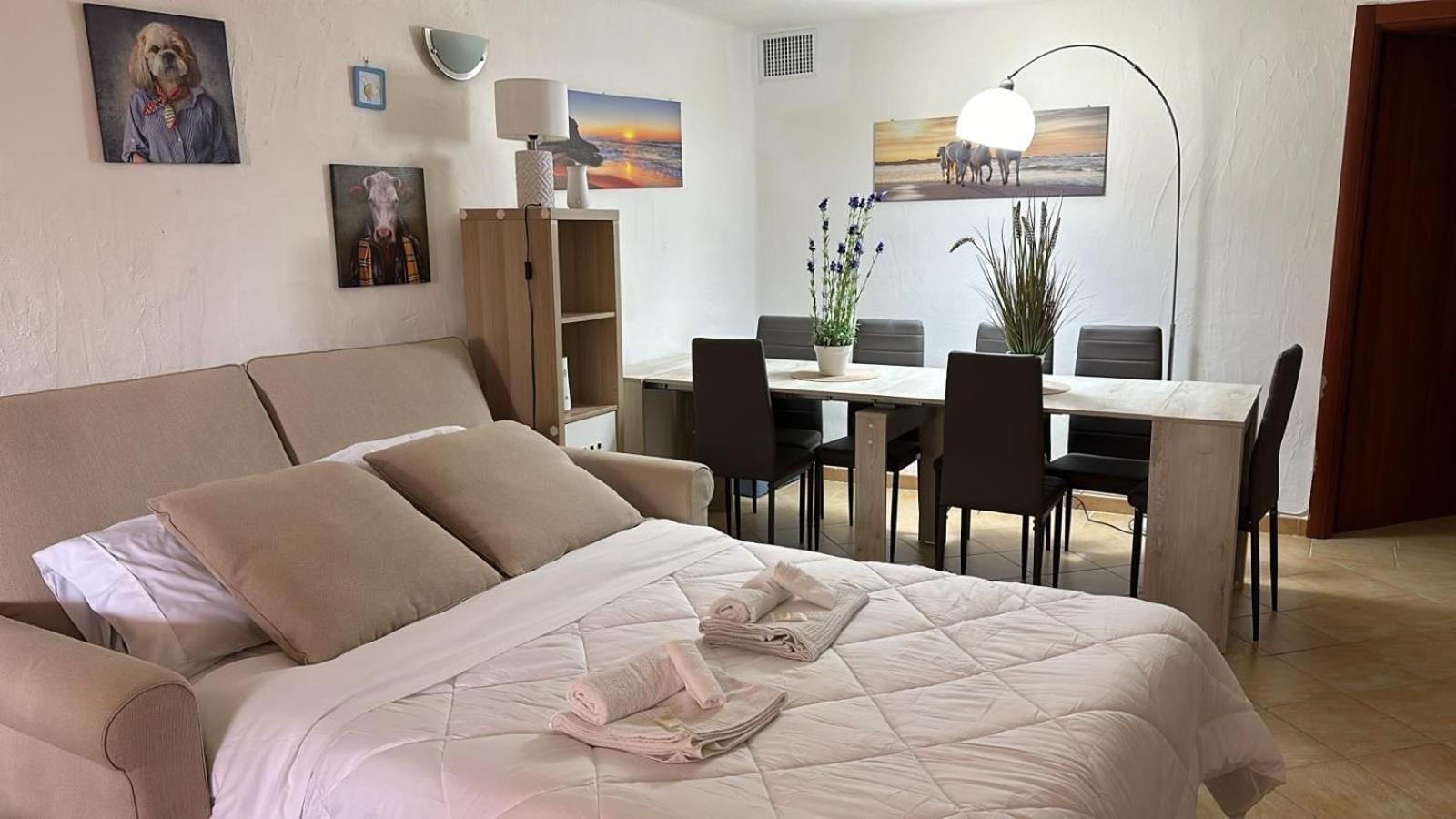Lightblue-Celeste Central Apartment In ポルト・ロトンド エクステリア 写真
